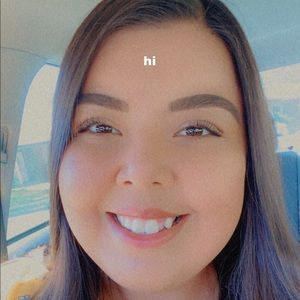 Meet your Posher, Noemi